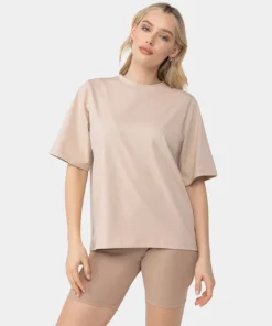 Klasyczny T-shirt Cozy Leisure