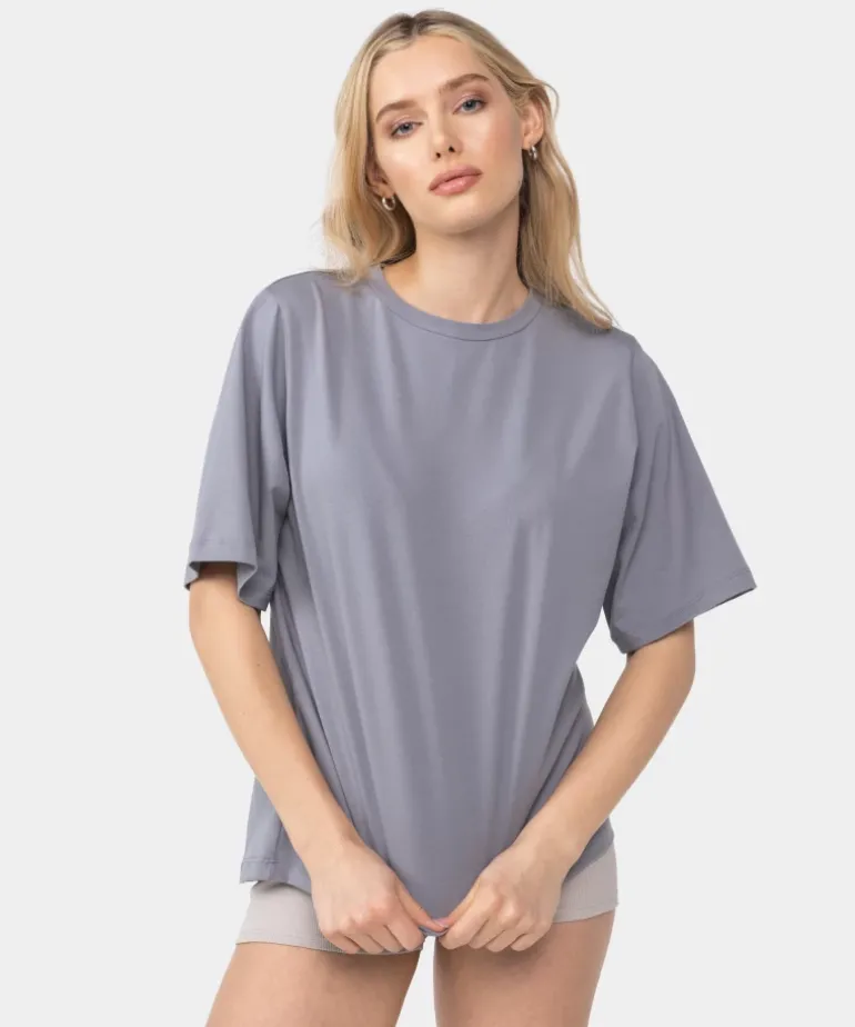 Klasyczny T-shirt Cozy Leisure