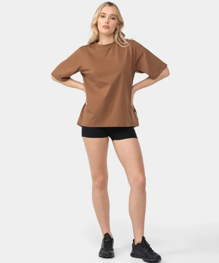 Klasyczny T-shirt Cozy Leisure