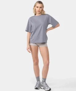 Klasyczny T-shirt Cozy Leisure